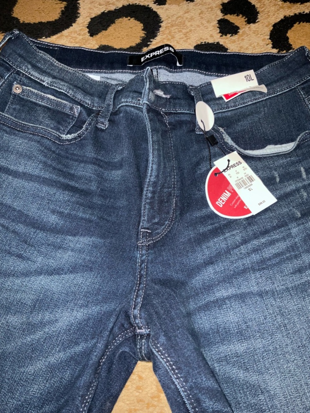 Express women’s  Slim Straight Dark Blue Jeans